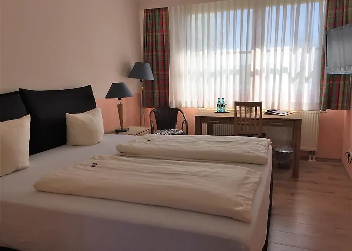 호텔 Frankenhoehe 3*