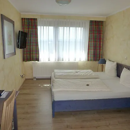 Frankenhoehe 3* Aurach